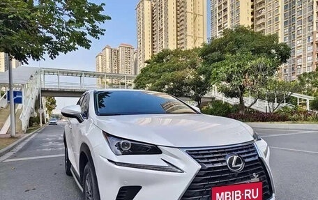 Lexus NX I, 2021 год, 2 800 000 рублей, 3 фотография