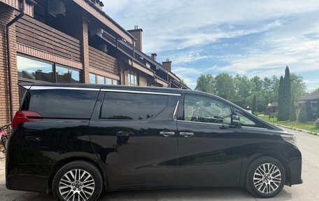 Toyota Alphard III, 2017 год, 4 300 000 рублей, 5 фотография