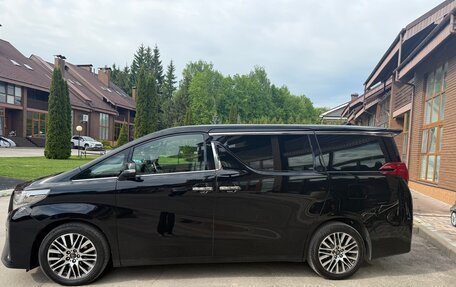 Toyota Alphard III, 2017 год, 4 300 000 рублей, 3 фотография