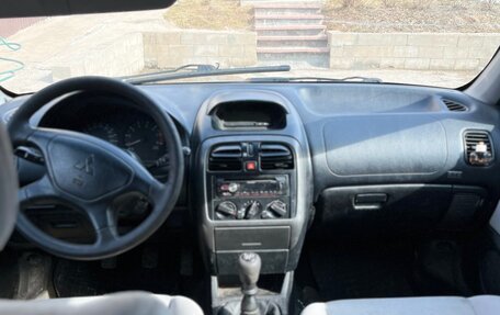 Mitsubishi Carisma I, 2002 год, 160 000 рублей, 7 фотография