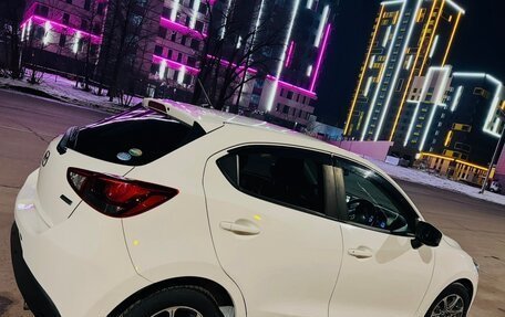 Mazda Demio IV, 2016 год, 1 150 000 рублей, 2 фотография