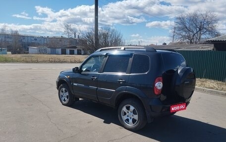 Chevrolet Niva I рестайлинг, 2010 год, 510 000 рублей, 6 фотография
