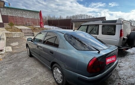 Mitsubishi Carisma I, 2002 год, 160 000 рублей, 3 фотография