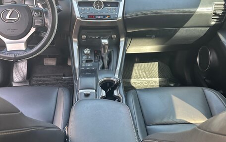 Lexus NX I, 2017 год, 2 900 000 рублей, 5 фотография