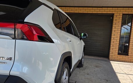 Toyota RAV4, 2020 год, 3 050 000 рублей, 7 фотография