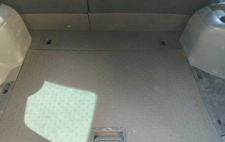 KIA Carens I (RS), 2005 год, 350 000 рублей, 26 фотография