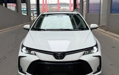 Toyota Corolla, 2022 год, 1 425 000 рублей, 2 фотография