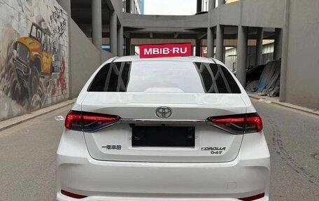 Toyota Corolla, 2022 год, 1 425 000 рублей, 5 фотография