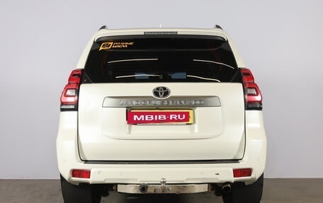 Toyota Land Cruiser Prado 150 рестайлинг 2, 2018 год, 4 649 000 рублей, 5 фотография
