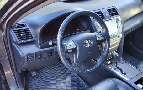 Toyota Camry, 2008 год, 1 250 000 рублей, 1 фотография