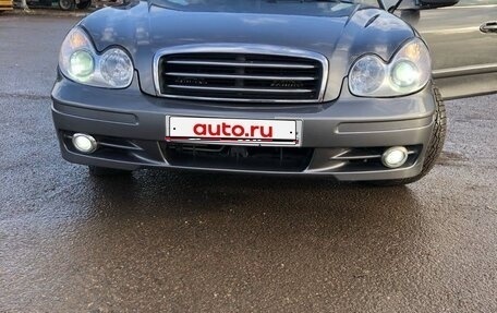 Hyundai Sonata IV рестайлинг, 2004 год, 400 000 рублей, 1 фотография