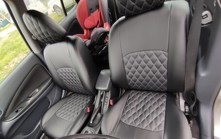 Nissan Almera, 2004 год, 420 000 рублей, 24 фотография