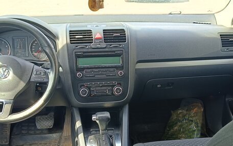 Volkswagen Jetta VI, 2009 год, 450 000 рублей, 6 фотография
