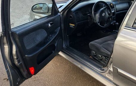 Hyundai Sonata IV рестайлинг, 2004 год, 400 000 рублей, 6 фотография
