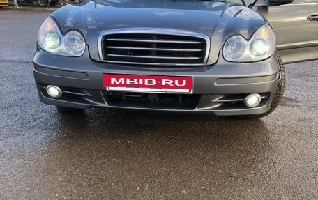 Hyundai Sonata IV рестайлинг, 2004 год, 400 000 рублей, 2 фотография