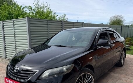 Toyota Camry, 2008 год, 1 150 000 рублей, 2 фотография