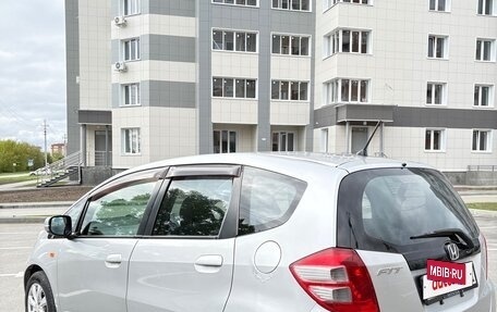 Honda Fit III, 2008 год, 700 000 рублей, 3 фотография