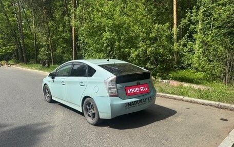 Toyota Prius, 2010 год, 800 000 рублей, 5 фотография