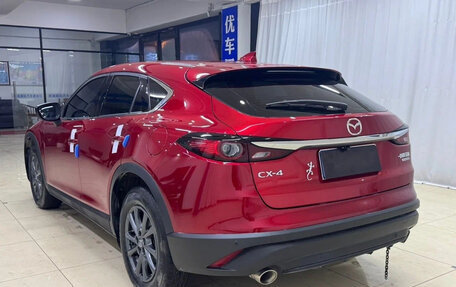 Mazda CX-4, 2023 год, 1 950 000 рублей, 3 фотография
