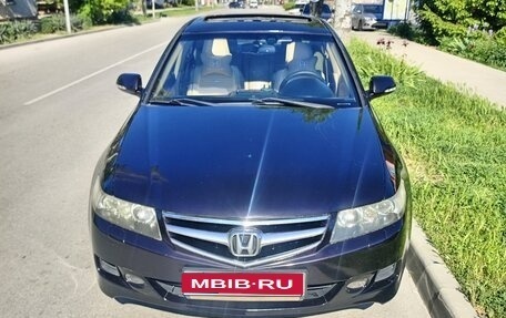 Honda Accord VII рестайлинг, 2006 год, 950 000 рублей, 1 фотография