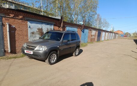 Chevrolet Niva I рестайлинг, 2018 год, 900 000 рублей, 33 фотография