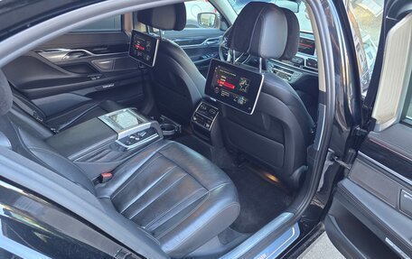 BMW 7 серия, 2017 год, 2 890 000 рублей, 20 фотография