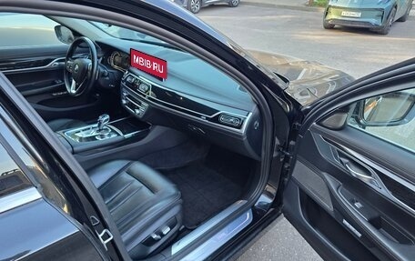 BMW 7 серия, 2017 год, 2 890 000 рублей, 14 фотография