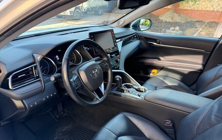 Toyota Camry, 2021 год, 3 290 000 рублей, 7 фотография
