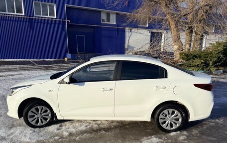 KIA Rio IV, 2020 год, 1 410 000 рублей, 8 фотография