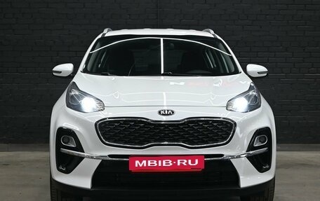 KIA Sportage IV рестайлинг, 2019 год, 2 350 000 рублей, 2 фотография