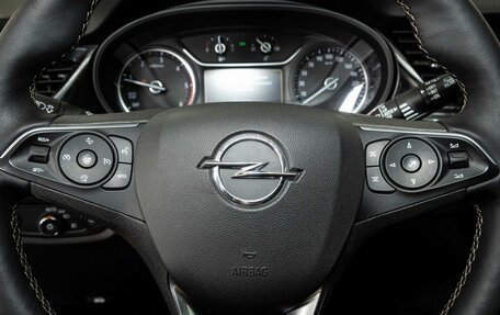 Opel Insignia II рестайлинг, 2019 год, 1 698 000 рублей, 9 фотография