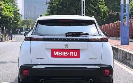 Peugeot 2008 II, 2022 год, 1 320 000 рублей, 5 фотография