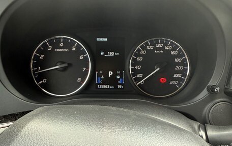 Mitsubishi Outlander III рестайлинг 3, 2017 год, 3 000 000 рублей, 10 фотография