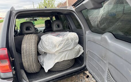 Toyota RAV4, 2003 год, 950 000 рублей, 8 фотография