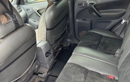 Toyota RAV4, 2003 год, 950 000 рублей, 9 фотография