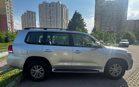 Toyota Land Cruiser 200, 2009 год, 2 290 000 рублей, 5 фотография