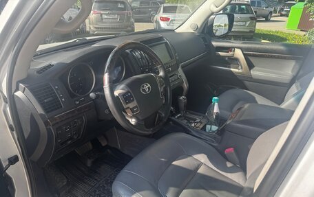 Toyota Land Cruiser 200, 2009 год, 2 290 000 рублей, 8 фотография