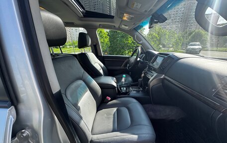 Toyota Land Cruiser 200, 2009 год, 2 290 000 рублей, 15 фотография