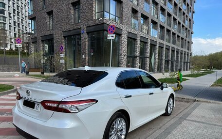 Toyota Camry, 2021 год, 3 490 000 рублей, 3 фотография