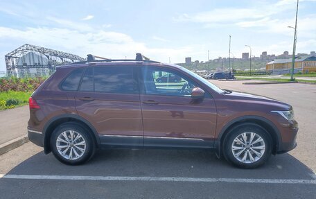 Volkswagen Tiguan II, 2021 год, 2 749 000 рублей, 4 фотография