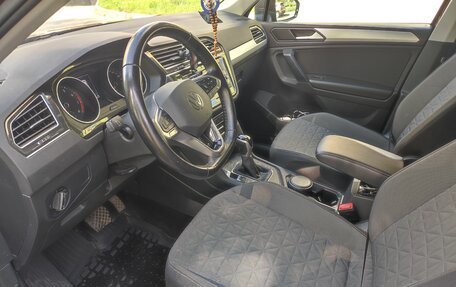 Volkswagen Tiguan II, 2021 год, 2 749 000 рублей, 10 фотография