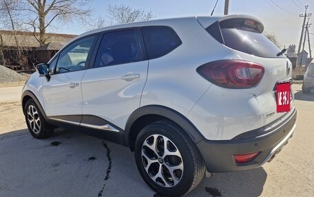 Renault Kaptur I рестайлинг, 2016 год, 1 150 000 рублей, 2 фотография