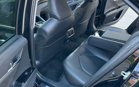 Toyota Camry, 2019 год, 3 330 000 рублей, 16 фотография