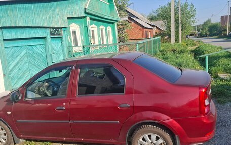 Renault Logan I, 2012 год, 570 000 рублей, 2 фотография