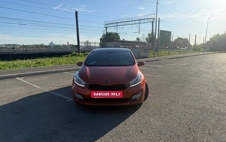 KIA cee'd III, 2013 год, 1 260 000 рублей, 2 фотография