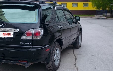 Lexus RX IV рестайлинг, 2003 год, 950 000 рублей, 3 фотография