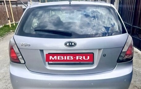 KIA Rio II, 2011 год, 650 000 рублей, 3 фотография