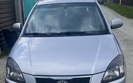 KIA Rio II, 2011 год, 650 000 рублей, 2 фотография