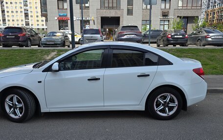 Chevrolet Cruze II, 2012 год, 790 000 рублей, 3 фотография