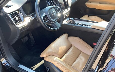 Volvo V60 Cross Country II, 2021 год, 4 700 000 рублей, 12 фотография
